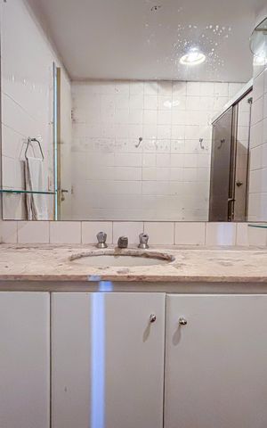 Apartamento à venda com 111m², 3 quartos e 2 vagasBanheiro da Suíte