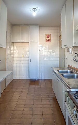 Apartamento à venda com 111m², 3 quartos e 2 vagasCozinha