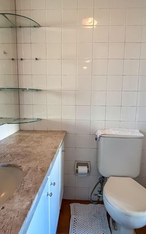 Apartamento à venda com 111m², 3 quartos e 2 vagasBanheiro social