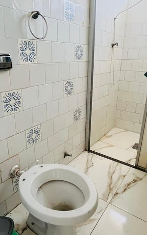 Studio à venda com 30m², 1 quarto e sem vaga Studio à venda com 30m², 1 quarto e sem vagaBanheiro