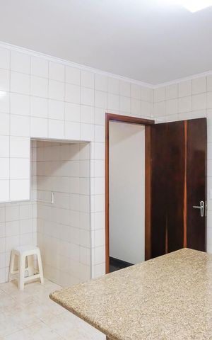 Casa à venda com 188m², 3 quartos e 3 vagasCozinha 