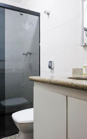 Casa à venda com 188m², 3 quartos e 3 vagasBanheiro 2