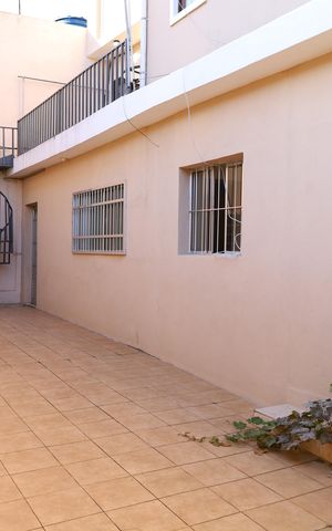 Casa à venda com 75m², 1 quarto e 2 vagasQuintal 
