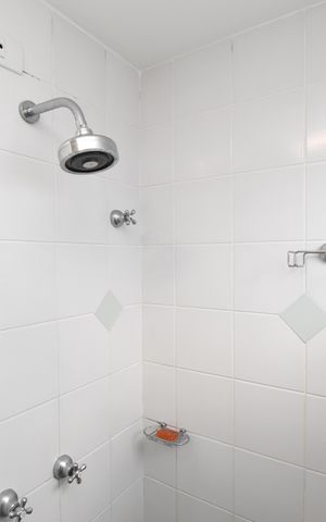 Apartamento à venda com 61m², 1 quarto e 1 vagaBanheiro da Suíte