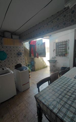 Casa à venda com 139m², 3 quartos e 3 vagas Casa à venda com 139m², 3 quartos e 3 vagasÁrea de serviço