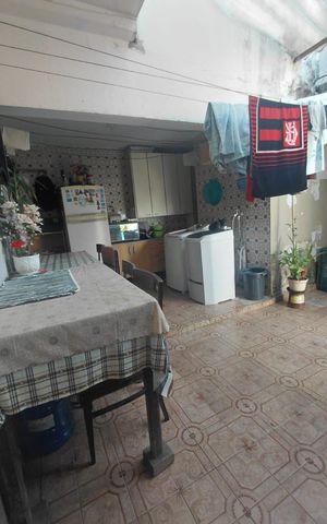 Casa à venda com 139m², 3 quartos e 3 vagas Casa à venda com 139m², 3 quartos e 3 vagasÁrea de serviço