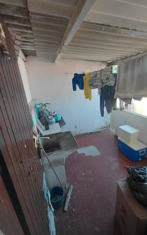 Casa à venda com 139m², 3 quartos e 3 vagas Casa à venda com 139m², 3 quartos e 3 vagasÁrea externa
