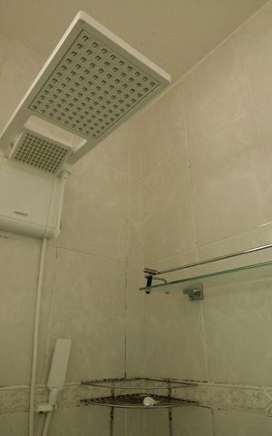 Casa para alugar com 381m², 7 quartos e 3 vagasBanheiro