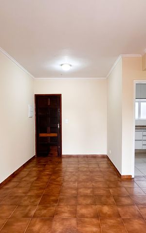 Apartamento para alugar com 110m², 3 quartos e 1 vaga Apartamento para alugar com 110m², 3 quartos e 1 vagaSala