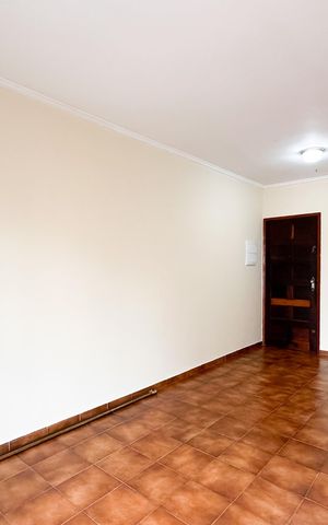 Apartamento para alugar com 110m², 3 quartos e 1 vaga Apartamento para alugar com 110m², 3 quartos e 1 vagaSala