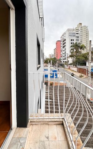 Apartamento para alugar com 110m², 3 quartos e 1 vaga Apartamento para alugar com 110m², 3 quartos e 1 vagaSacada