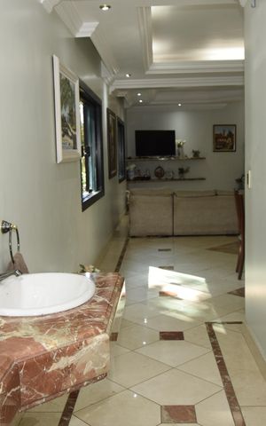 Casa para alugar com 800m², 6 quartos e 12 vagasLavabo
