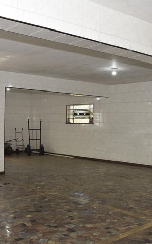 Casa para alugar com 800m², 6 quartos e 12 vagasGaragem
