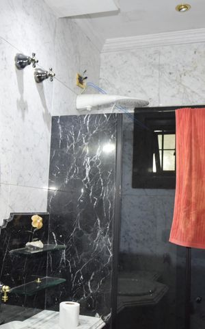 Casa para alugar com 800m², 6 quartos e 12 vagasBanheiro 1
