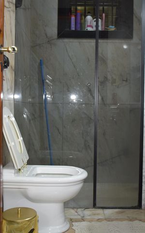 Casa para alugar com 800m², 6 quartos e 12 vagasBanheiro 2