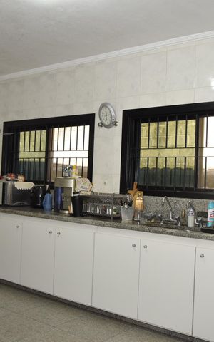 Casa para alugar com 800m², 6 quartos e 12 vagasCozinha