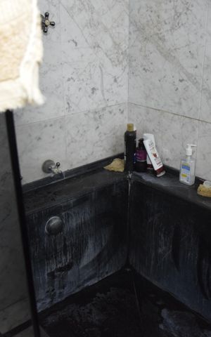 Casa para alugar com 800m², 6 quartos e 12 vagasBanheiro da Suíte