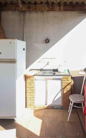 Casa à venda com 105m², 5 quartos e 1 vaga Casa à venda com 105m², 5 quartos e 1 vagaÁrea de Serviço casa 03
