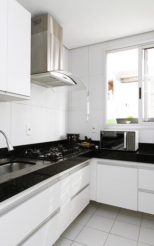 Apartamento à venda com 135m², 2 quartos e 2 vagasCozinha