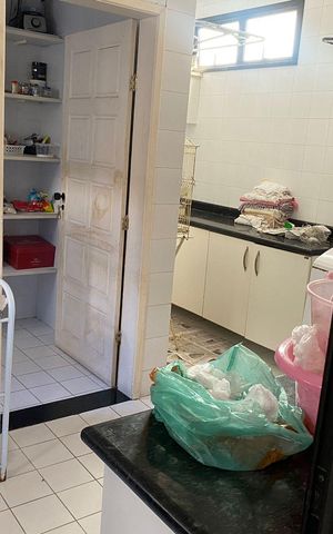 Casa de condomínio para alugar com 500m², 5 quartos e 2 vagas