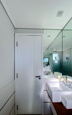 Apartamento à venda com 129m², 4 quartos e 2 vagas Apartamento à venda com 129m², 4 quartos e 2 vagasBanheiro