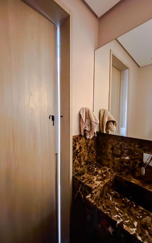 Apartamento à venda com 129m², 4 quartos e 2 vagas Apartamento à venda com 129m², 4 quartos e 2 vagasLavabo