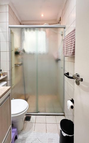 Apartamento à venda com 56m², 2 quartos e 1 vaga Apartamento à venda com 56m², 2 quartos e 1 vagaBanheiro Social