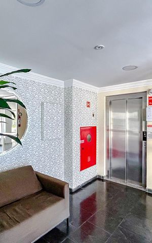 Apartamento à venda com 42m², 1 quarto e 1 vagaHall de entrada