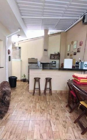 Casa para alugar com 272m², 3 quartos e 4 vagas Casa para alugar com 272m², 3 quartos e 4 vagasSala