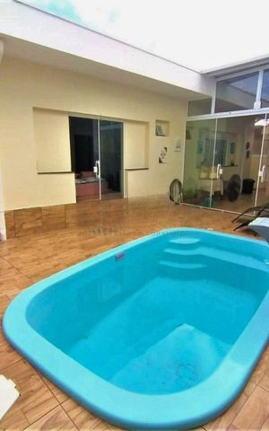 Casa para alugar com 272m², 3 quartos e 4 vagas Casa para alugar com 272m², 3 quartos e 4 vagasPiscina