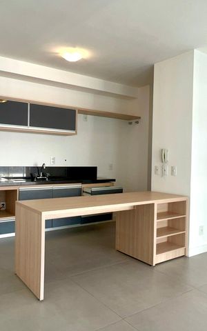Apartamento à venda com 48m², 1 quarto e 1 vaga Apartamento à venda com 48m², 1 quarto e 1 vagaSala