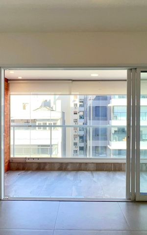 Apartamento à venda com 48m², 1 quarto e 1 vaga Apartamento à venda com 48m², 1 quarto e 1 vagaSala