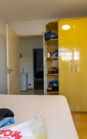 Casa à venda com 320m², 3 quartos e 5 vagas Casa à venda com 320m², 3 quartos e 5 vagasQuarto 2