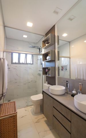 Casa à venda com 232m², 3 quartos e 3 vagasQuarto 2 - Suíte Banheiro 