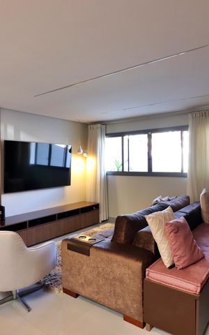 Casa à venda com 232m², 3 quartos e 3 vagasSala 