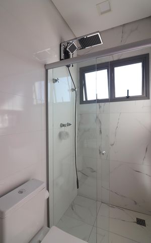 Casa à venda com 232m², 3 quartos e 3 vagasQuarto 1 - Suíte Banheiro 