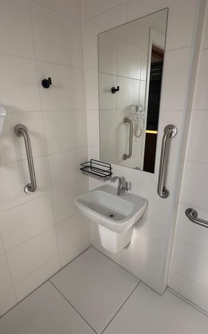 Studio para alugar com 32m², 1 quarto e 1 vaga Studio para alugar com 32m², 1 quarto e 1 vagaBanheiro