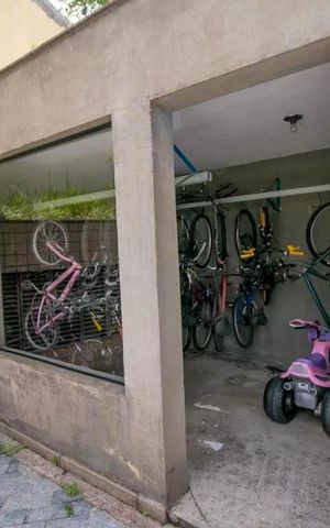 Apartamento para alugar com 125m², 3 quartos e 3 vagas Apartamento para alugar com 125m², 3 quartos e 3 vagasArea Comum