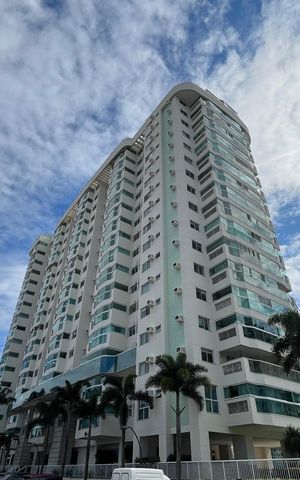 Apartamento à venda com 106m², 3 quartos e 2 vagas Apartamento à venda com 106m², 3 quartos e 2 vagasFachada do bloco