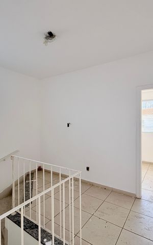 Casa para alugar com 173m², 4 quartos e 3 vagas Casa para alugar com 173m², 4 quartos e 3 vagasCorredor Quartos