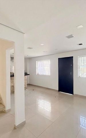 Casa para alugar com 173m², 4 quartos e 3 vagas Casa para alugar com 173m², 4 quartos e 3 vagasSala