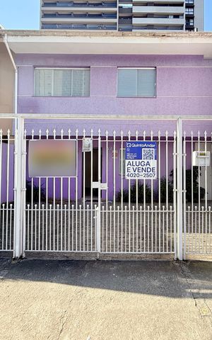 Casa para alugar com 173m², 4 quartos e 3 vagas Casa para alugar com 173m², 4 quartos e 3 vagasFachada