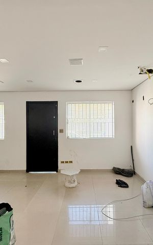 Casa para alugar com 173m², 4 quartos e 3 vagas Casa para alugar com 173m², 4 quartos e 3 vagasSala
