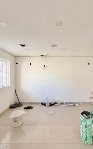Casa para alugar com 173m², 4 quartos e 3 vagas Casa para alugar com 173m², 4 quartos e 3 vagasSala