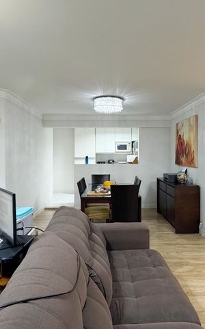 Apartamento à venda com 104m², 2 quartos e 2 vagas Apartamento à venda com 104m², 2 quartos e 2 vagasSala