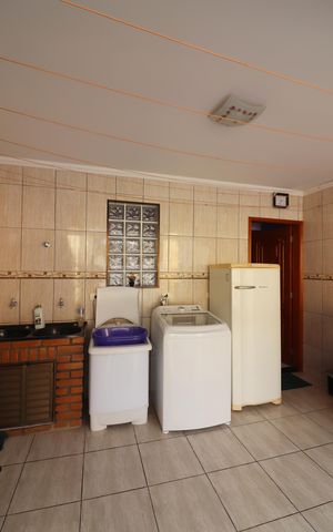 Casa à venda com 120m², 3 quartos e 1 vagaÁrea de Serviço e Espaço Gourmet 