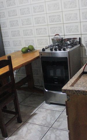 Casa à venda com 250m², 10 quartos e 5 vagasCozinha 