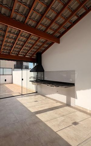 Apartamento à venda com 136m², 3 quartos e 2 vagasCobertura