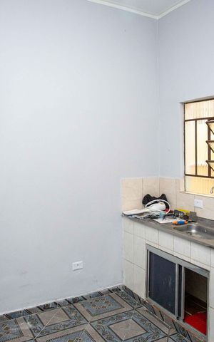 Casa para alugar com 60m², 2 quartos e sem vagaSala - Cozinha