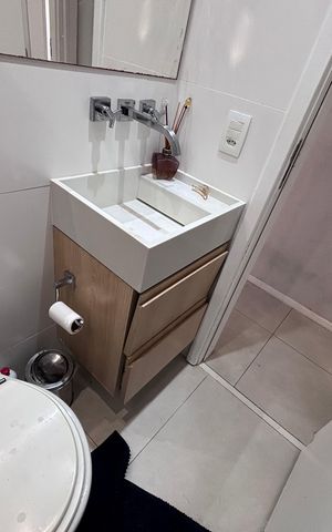 Apartamento à venda com 76m², 3 quartos e 1 vaga Apartamento à venda com 76m², 3 quartos e 1 vagaBanheiro